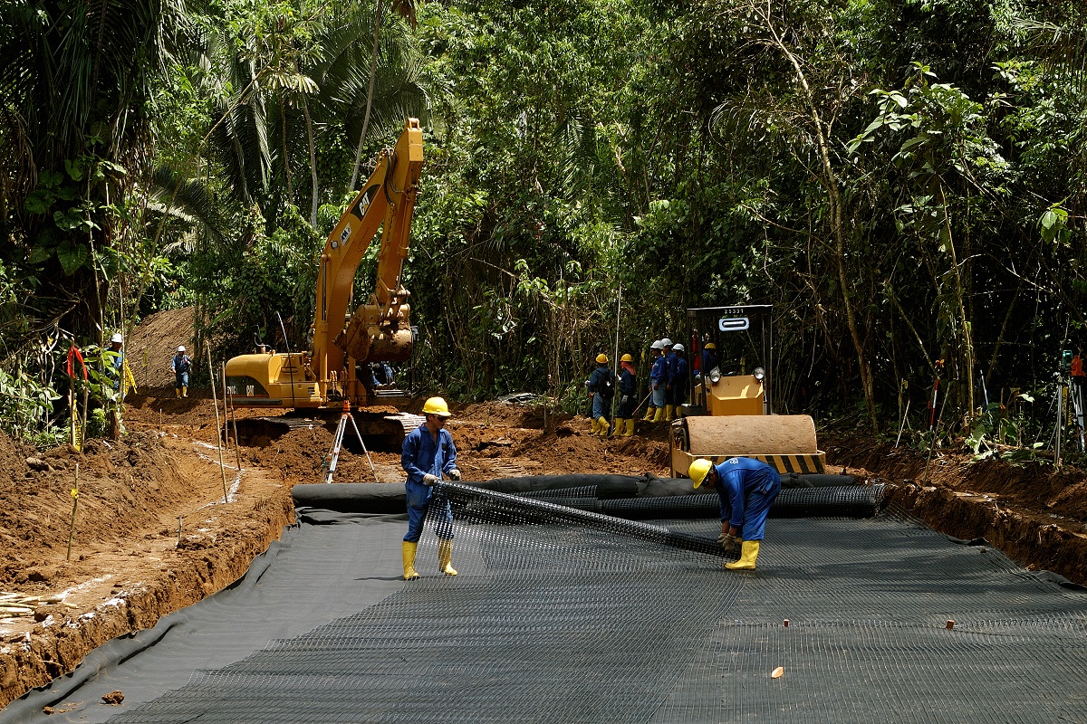 CONSTRUCCIÓN PLATAFORMA SACHA 470 Y SACHA 410